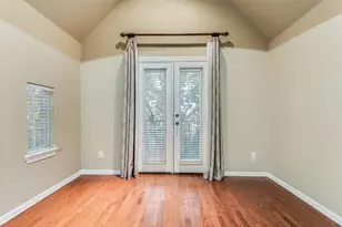 3604 University Park Ln, Irving, TX 75062 - Photo 22