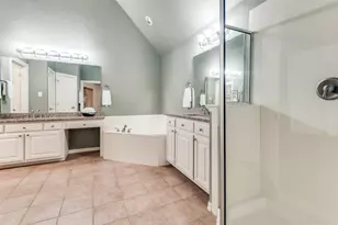 3604 University Park Ln, Irving, TX 75062 - Photo 24