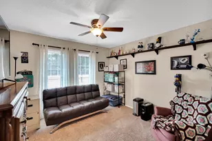 609 Shallow Creek Dr, Oak Leaf, TX 75154 - Photo 28