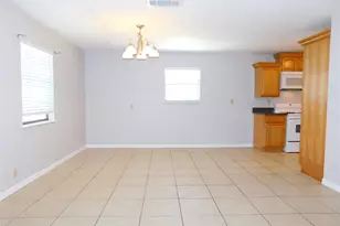 714 N Ruddell St, Denton, TX 76209 - Photo 4