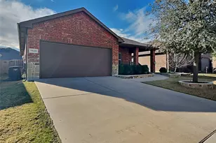 1120 Sierra Blanca Dr, Fort Worth, TX 76028 - Photo 2