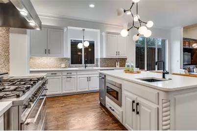 8430 Lakemont Drive, Dallas, TX 75209 - Photo 6