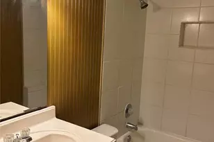 1705 Chris Craft Dr, Grapevine, TX 76051 - Photo 8