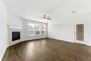 5649 Salt Springs Dr, Fort Worth, TX 76179 - Photo 14