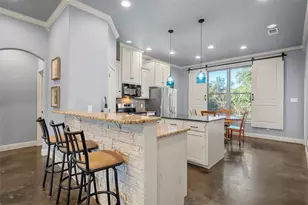 207 Cresthill Cir, Valley Mills, TX 76689 - Photo 4