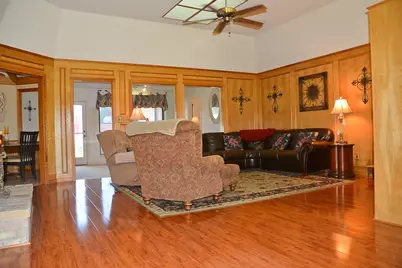 2713 N Spring Drive, Richardson, TX 75082 - Photo 2