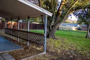 718 E Martin Ln, Sherman, TX 75090 - Photo 36