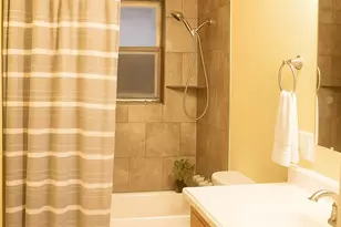 718 E Martin Ln, Sherman, TX 75090 - Photo 6