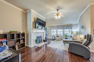 15625 Gatehouse Dr, Fort Worth, TX 76262 - Photo 4