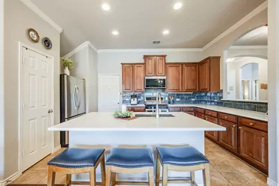 15625 Gatehouse Drive, Fort Worth, TX 76262 - Photo 10