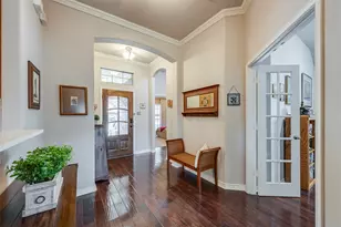 15625 Gatehouse Dr, Fort Worth, TX 76262 - Photo 2