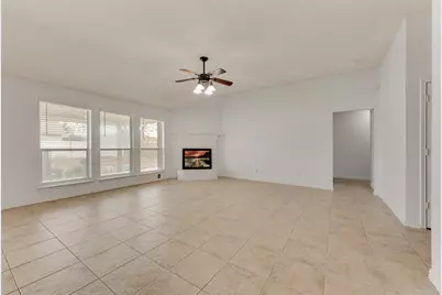 7019 Thunderbird Drive, Arlington, TX 76002 - Photo 4