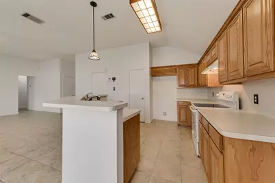 7019 Thunderbird Drive, Arlington, TX 76002 - Photo 8