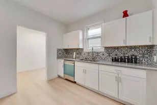 1205 W Arlington Ave, Fort Worth, TX 76110 - Photo 10