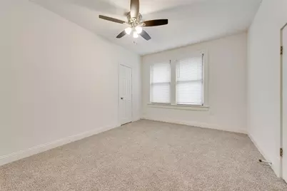 1205 W Arlington Avenue, Fort Worth, TX 76110 - Photo 14