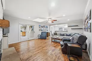 10317 Countess Dr, Dallas, TX 75229 - Photo 12