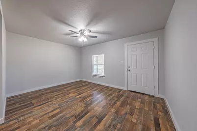 3222 Grayson Street, Fort Worth, TX 76119 - Photo 10