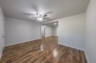 3222 Grayson St, Fort Worth, TX 76119 - Photo 8