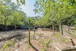 3222 Grayson St, Fort Worth, TX 76119 - Photo 36