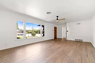 7292 Hardisty St, Richland Hills, TX 76118 - Photo 6