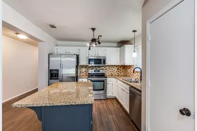 2606 Whetstone Drive, Corinth, TX 76210 - Photo 10