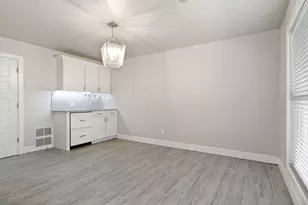 5913 Cynthia Cir, North Richland Hills, TX 76117 - Photo 12