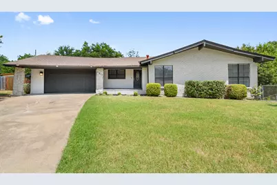 5913 Cynthia Circle, North Richland Hills, TX 76117 - Photo 2