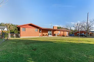 910 S Harrison St, West, TX 76691 - Photo 30