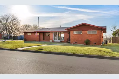 910 S Harrison Street, West, TX 76691 - Photo 2