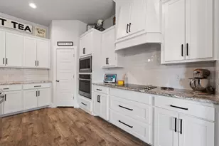 1028 Resolute Rd, Millsap, TX 76066 - Photo 12