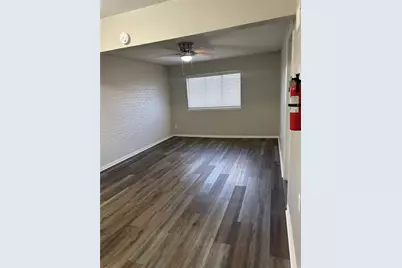 2425 Parkside #260, Irving, TX 75061 - Photo 2