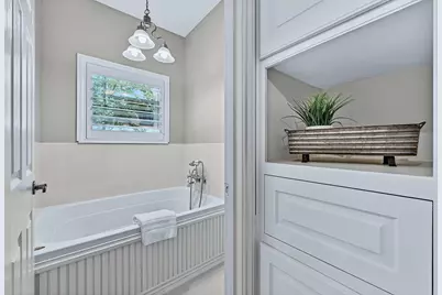 214 Kiowa Drive E, Lake Kiowa, TX 76240 - Photo 28