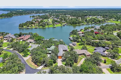 214 Kiowa Drive E, Lake Kiowa, TX 76240 - Photo 4