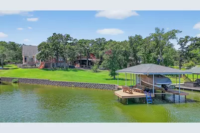 214 Kiowa Drive E, Lake Kiowa, TX 76240 - Photo 1