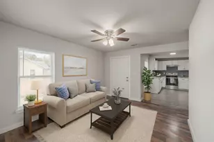 1224 Colvin St, Fort Worth, TX 76104 - Photo 2