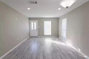 4046 Odessa St, Dallas, TX 75212 - Photo 4