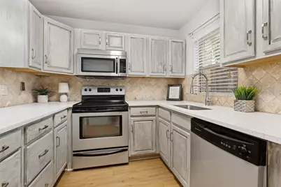 617 Carriagehouse Lane #3E, Garland, TX 75040 - Photo 14