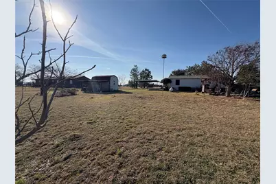 8461 Longhorn Drive, Justin, TX 76247 - Photo 16