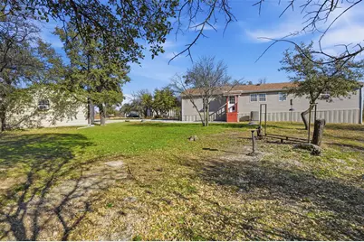 224 Cactus Ridge Court, Springtown, TX 76082 - Photo 32