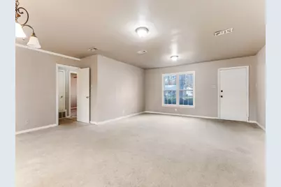 800 Thersa Drive, River Oaks, TX 76114 - Photo 2