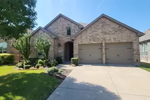 5621 Grove Cove Dr, McKinney, TX 75071 - Photo 2