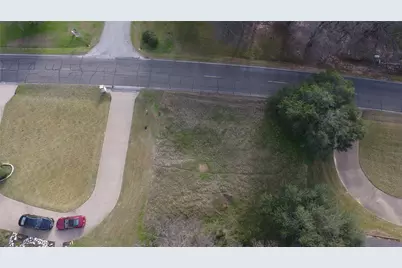 7910 Ravenswood Road, Granbury, TX 76049 - Photo 14