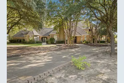 201 Country Club Drive, Mt Pleasant, TX 75455 - Photo 2