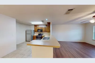 2335 Elm, Denton, TX 76201 - Photo 4