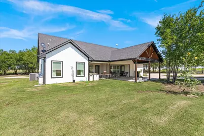 710 Valek Road, Ennis, TX 75119 - Photo 36