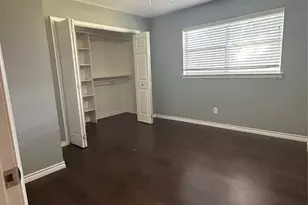 1602 Carroll Dr, Garland, TX 75041 - Photo 10