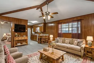 1203 Aspen Rd, Gainesville, TX 76240 - Photo 2