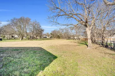 313 E Park, Italy, TX 76651 - Photo 14