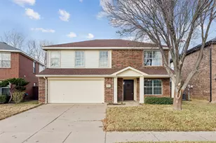 10757 Braemoor Dr, Fort Worth, TX 76052 - Photo 2