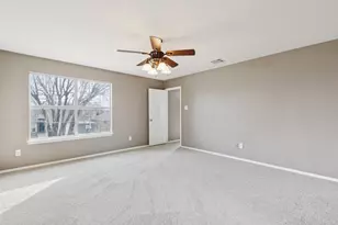 10757 Braemoor Dr, Fort Worth, TX 76052 - Photo 16